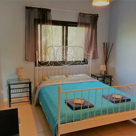 Summer Garden Apartment Pissouri